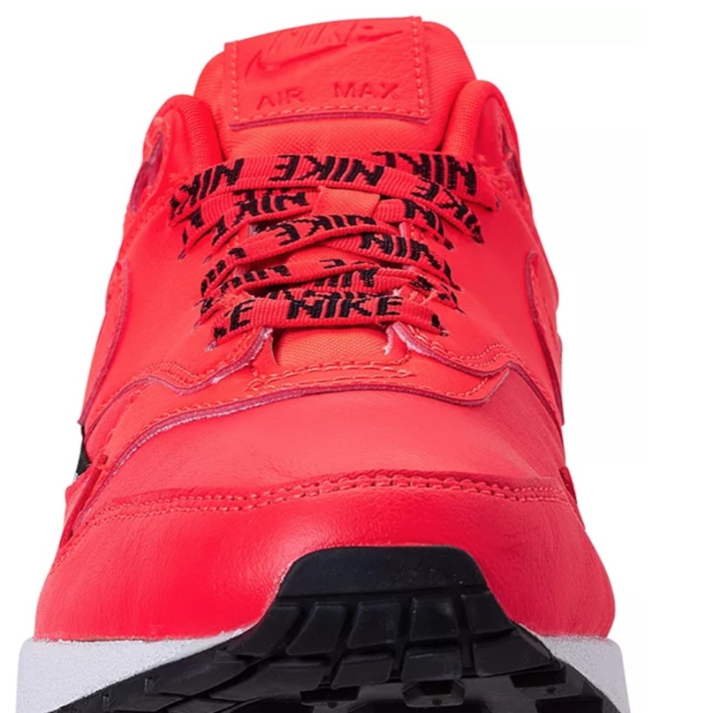 Red Nike Women's Air Max 1 SE Sneakers Size 7